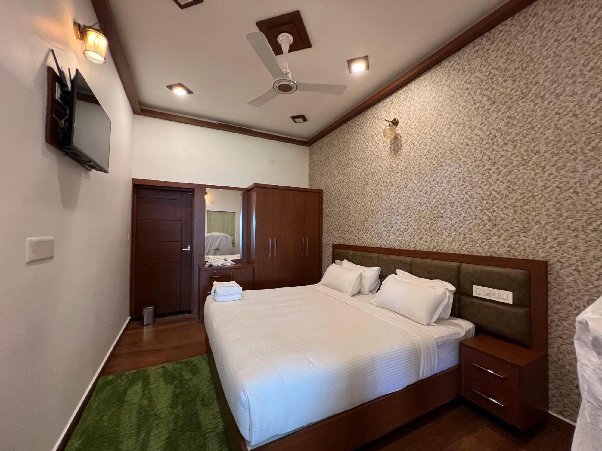 Cloudy Court Resort Ідуккі Екстер'єр фото
